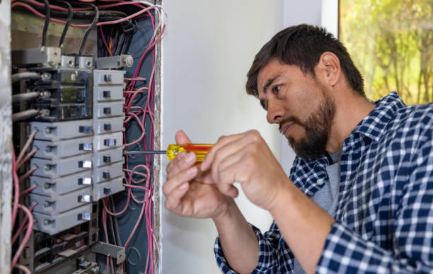 Best Licensed Electrician  in Creve Coeur, MO